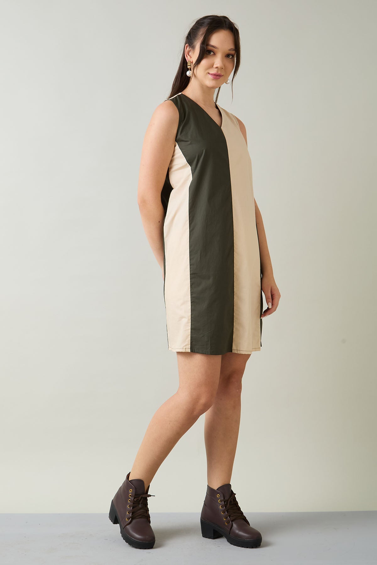 Colour Block Sleeveless Dress