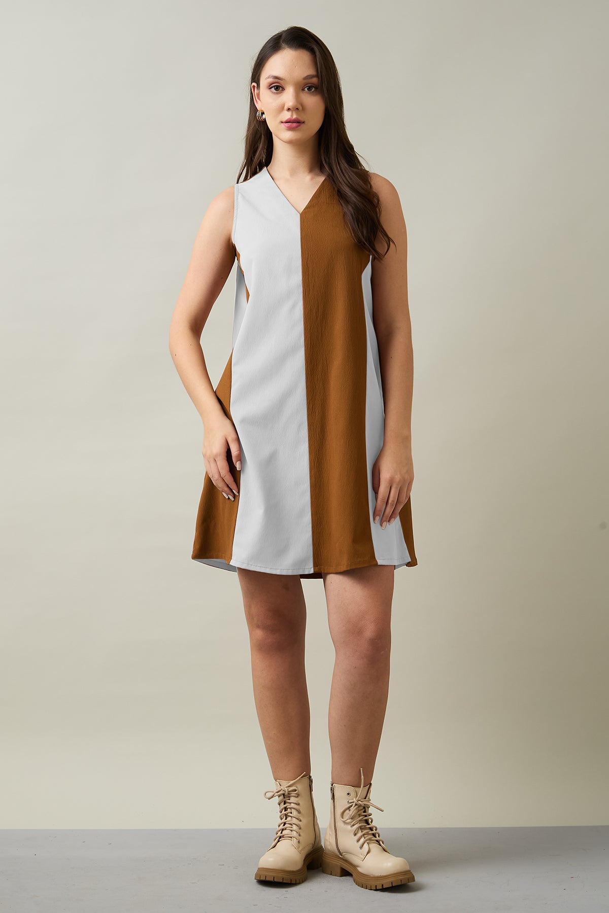 Chalk & Brown Colorblock Dress