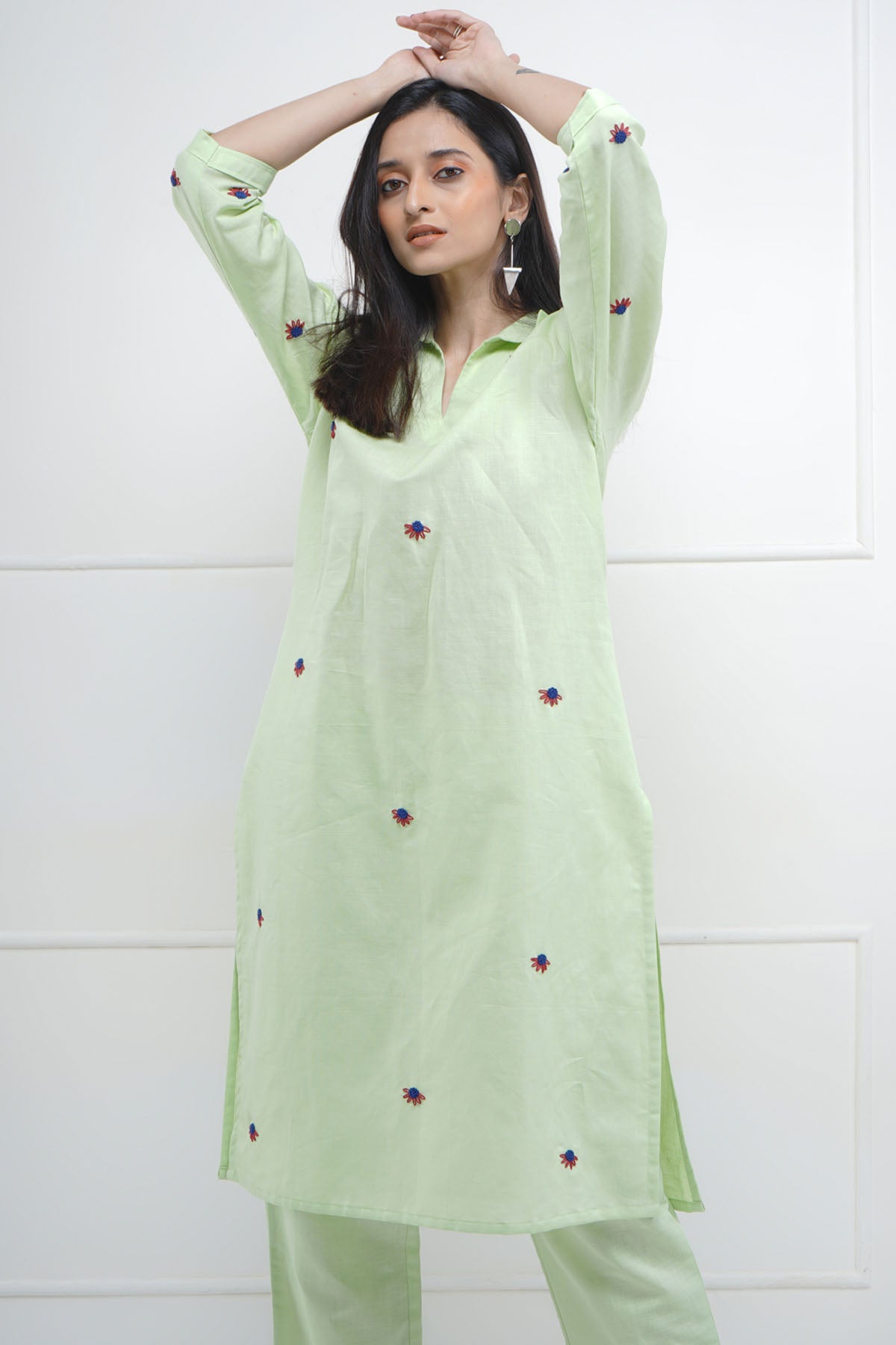 Embroidered Green Kurta & Pant